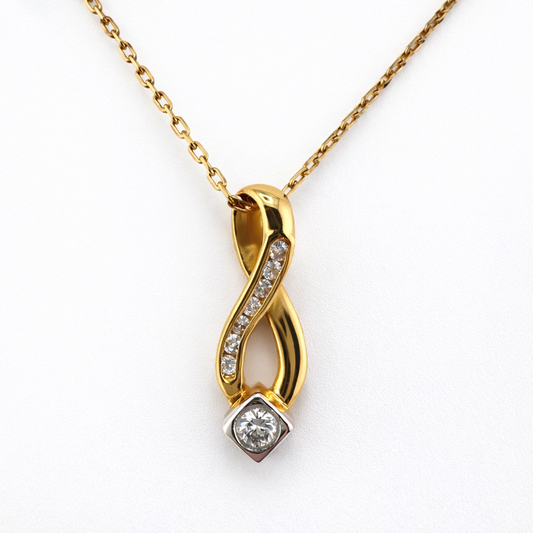 18ct Gold 0.4ct Diamond Pendant on 18in 9ct Box Chain, Hallmarked 5g
