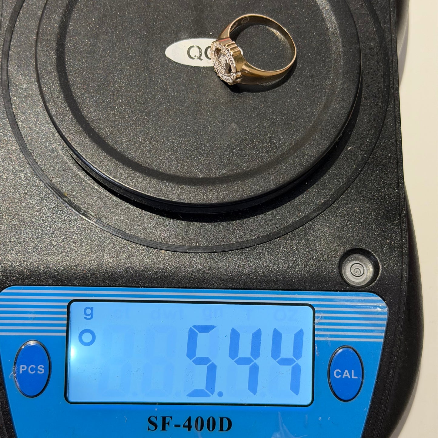 9ct Gold Man Utd Signet Ring, Size Z, Hallmarked, 5.44g