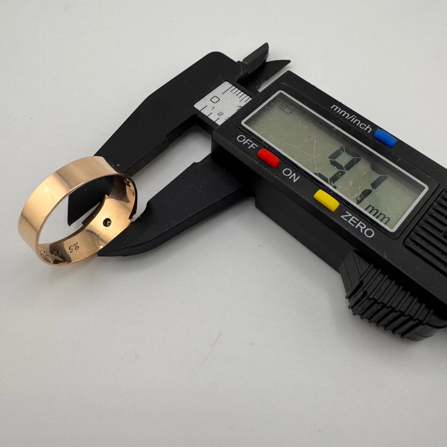 9ct Gold Diamond Set Signet Ring, Size Y1/2 Full UK Hallmarks 4.65g