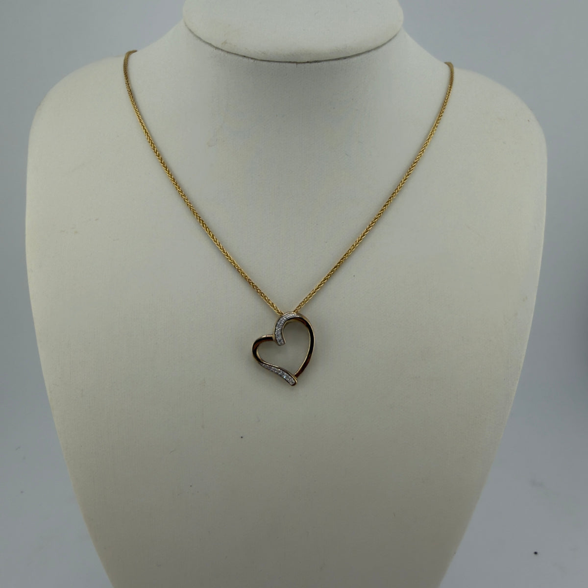9ct Gold Natural Diamond Open Heart Pendant Necklace 22in Chain 3.94g