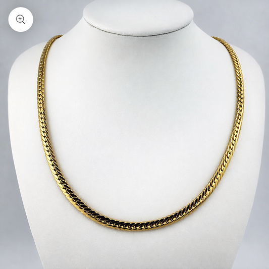 18ct Gold Cuban Link Chain, 17.5in Length, 4.5mm Not Scrap W, 14.85g.