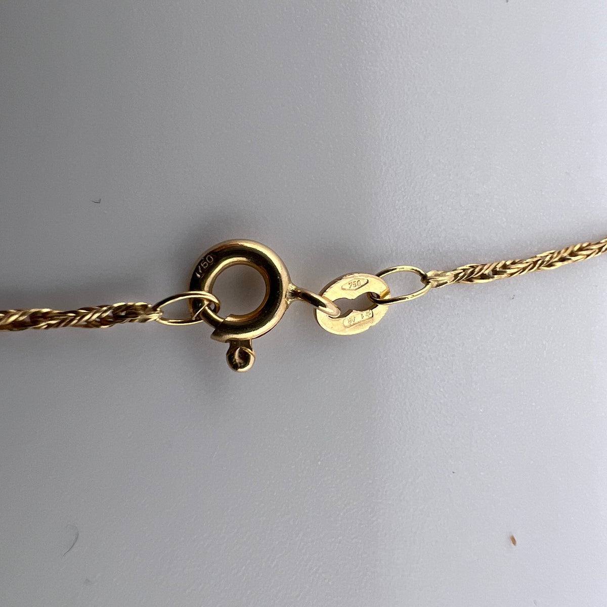 18ct Diamond Heart & Arrow Pendant with 18ct Gold Chain, 4.6g, 17in L