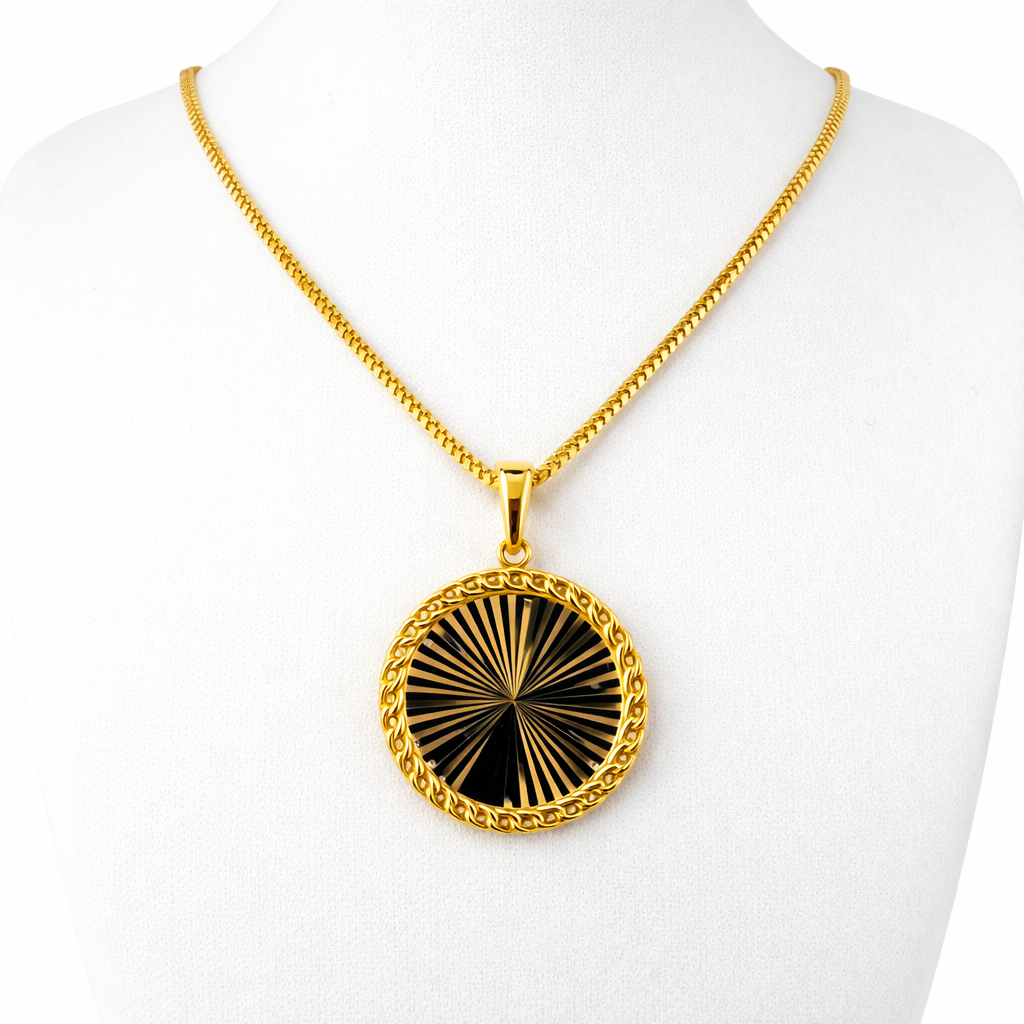 14ct Gold Sun Pendant on 14ct 16in Box Chain, Stamped 4.4g