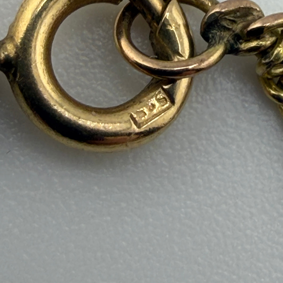 14ct Gold Curb Link Chain Necklace 18in, 1.5mm, 4.15g Stamped 585