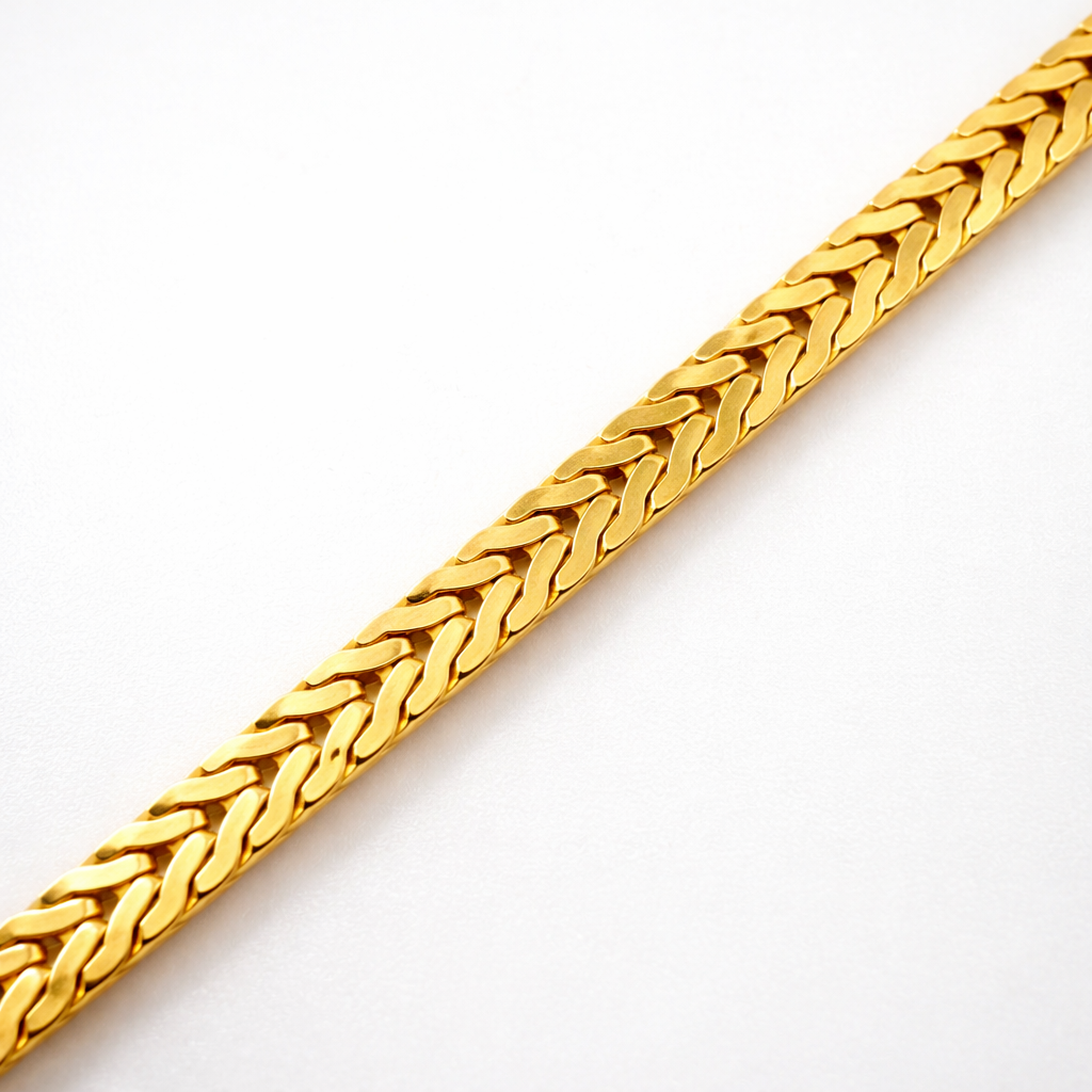9ct Yellow Gold Ladies/Girl Herringbone Link Choker Necklace, 4mm W, 14.5in L, 14.8g Stamped 9ct