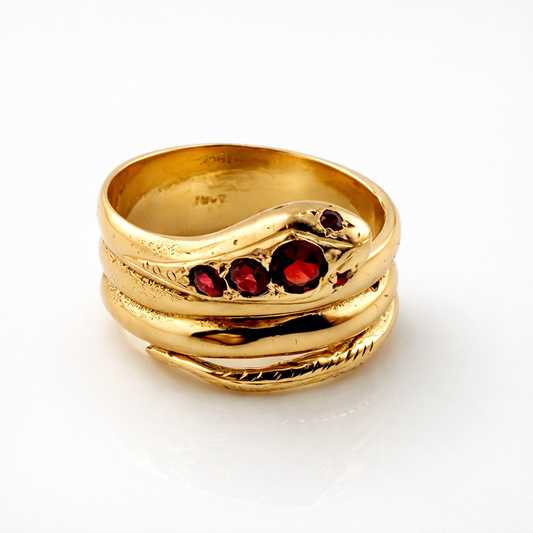18ct Gold Snake Ring with Garnets, Size Q1/2, 9g, Stamped 18ct