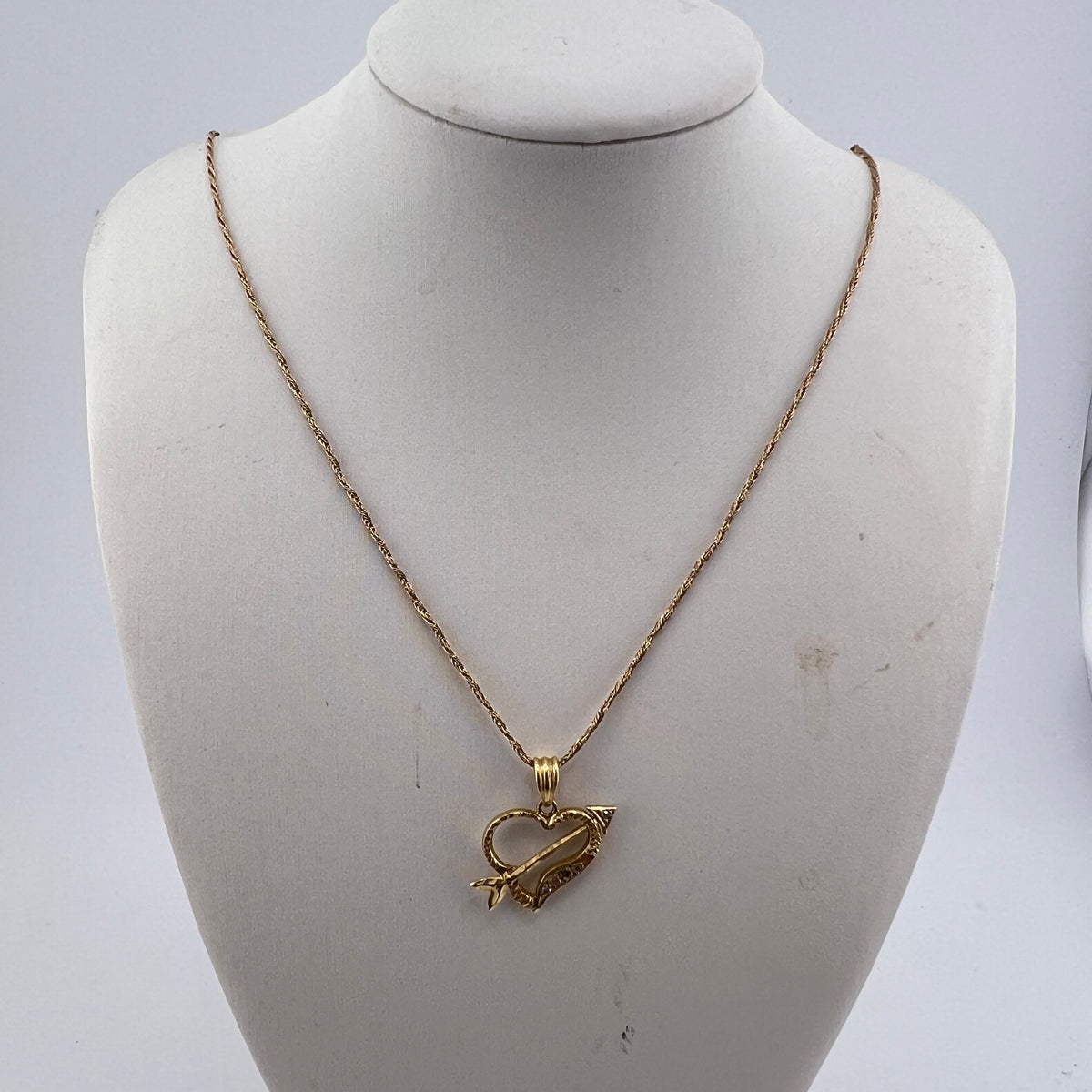 18ct Diamond Heart & Arrow Pendant with 18ct Gold Chain, 4.6g, 17in L