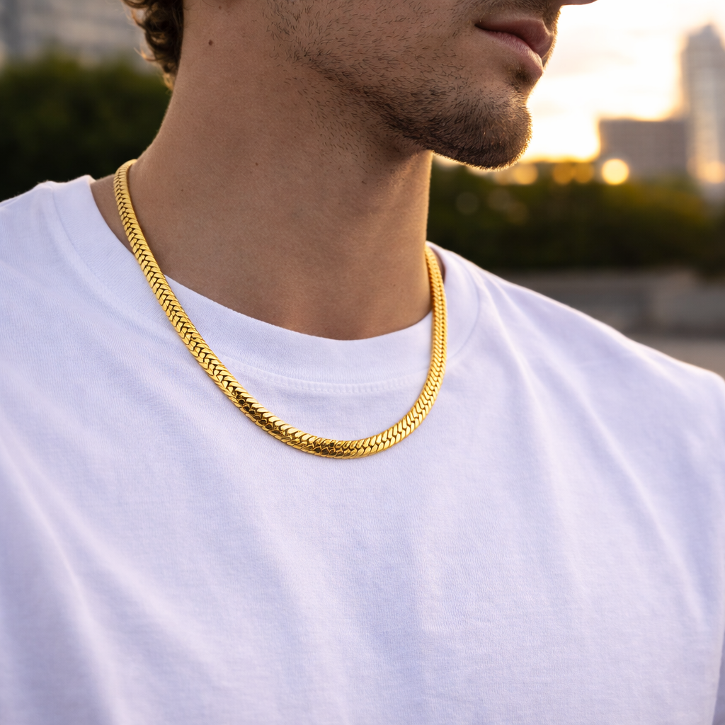 9ct Gold Cuban Link Chain, 18.5in L, 5.5mm W, 14.8g Hallmarked