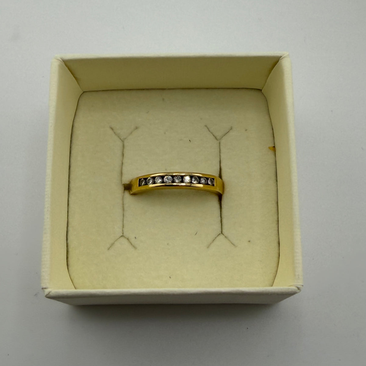 18ct Gold Natural Diamond 1/2 Eternity Ring 0.25ct Size O 1/2, 3.47g,