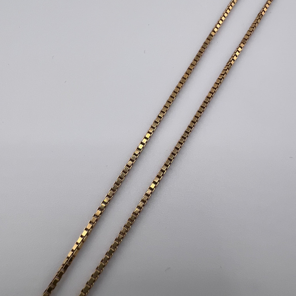 18ct Yellow Gold Double Heart Y Necklace Box Chain 6.59g Stamped 750