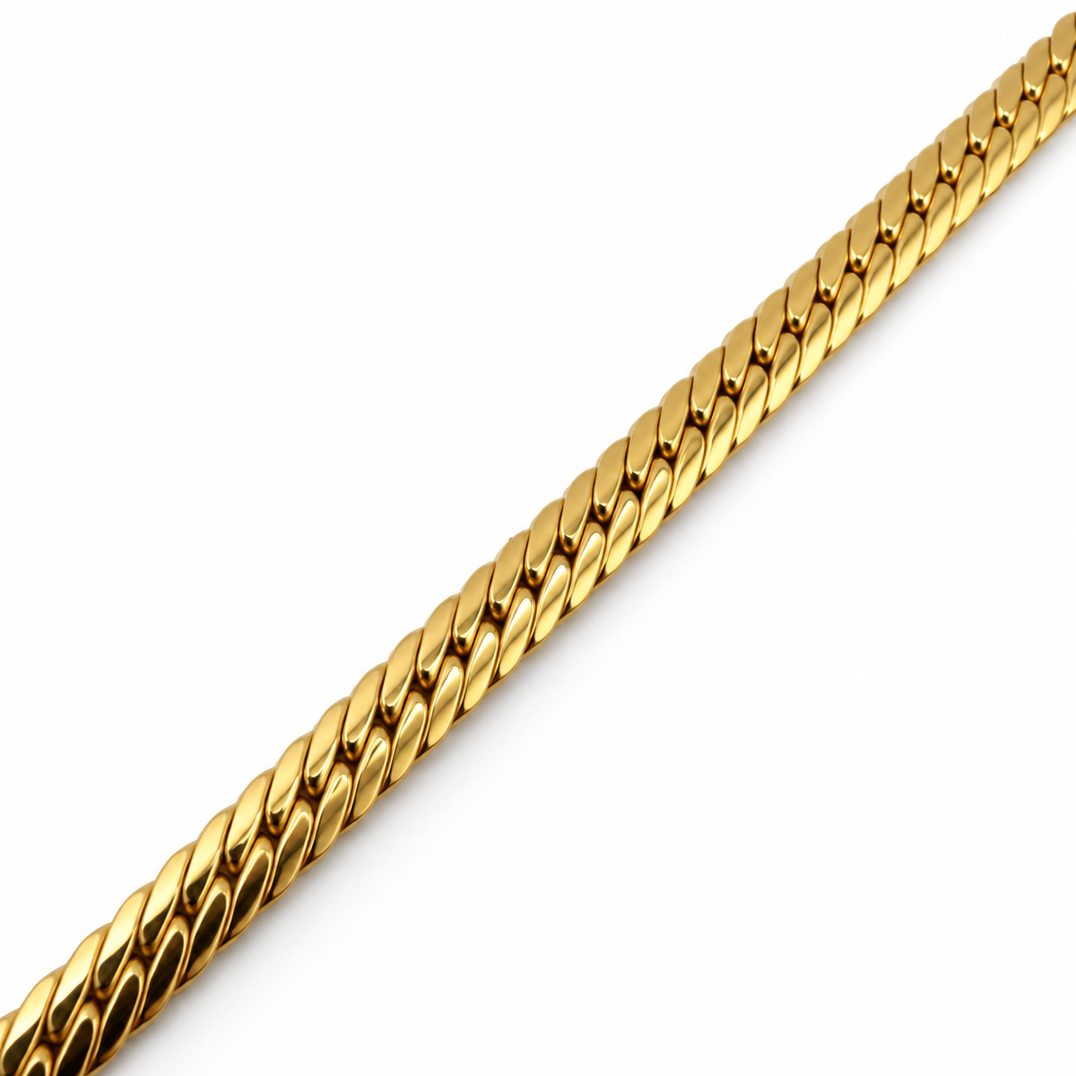 18ct Gold Cuban Link Chain, 17.5in Length, 4.5mm Not Scrap W, 14.85g.