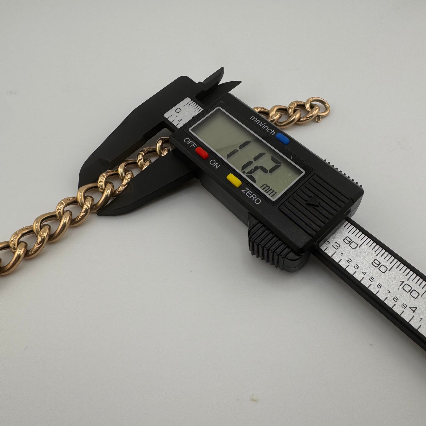 9ct Gold Vintage Curb Braclet, 11mm Wide, 7.5in Long, 21.63g Hallmarked