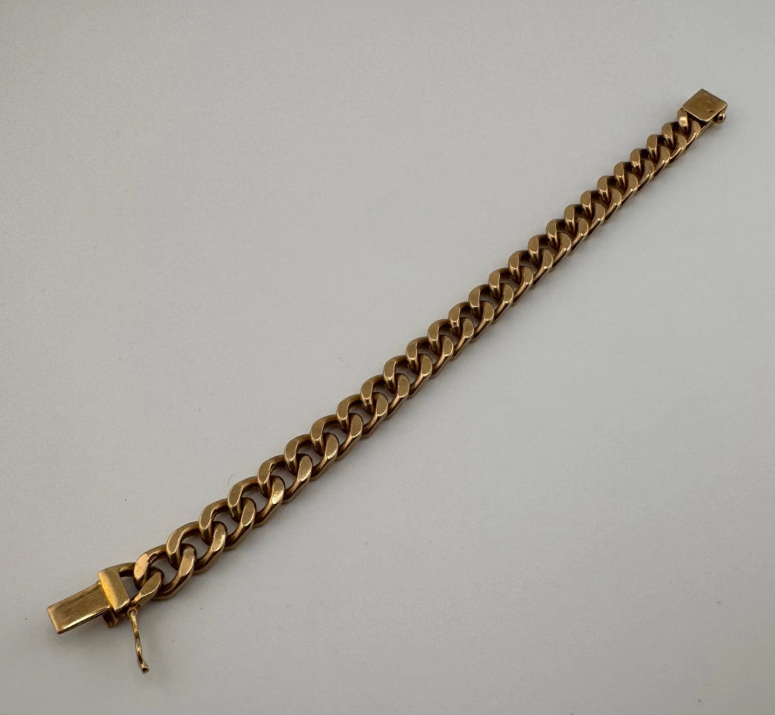 9ct Gold Curb Link Bracelet, 8.7mm Long, 8in Long, Hallmarked 42.1g