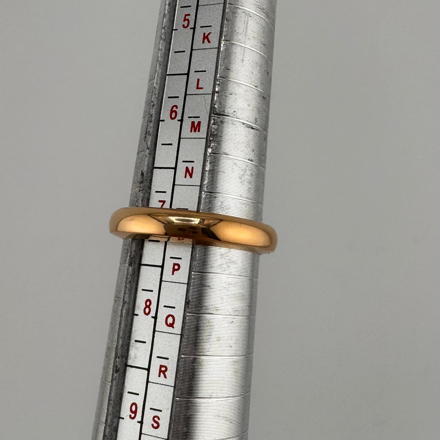 22ct Gold Wedding Band, Size O Hallmarked 5.8g, 3.7mm Wide