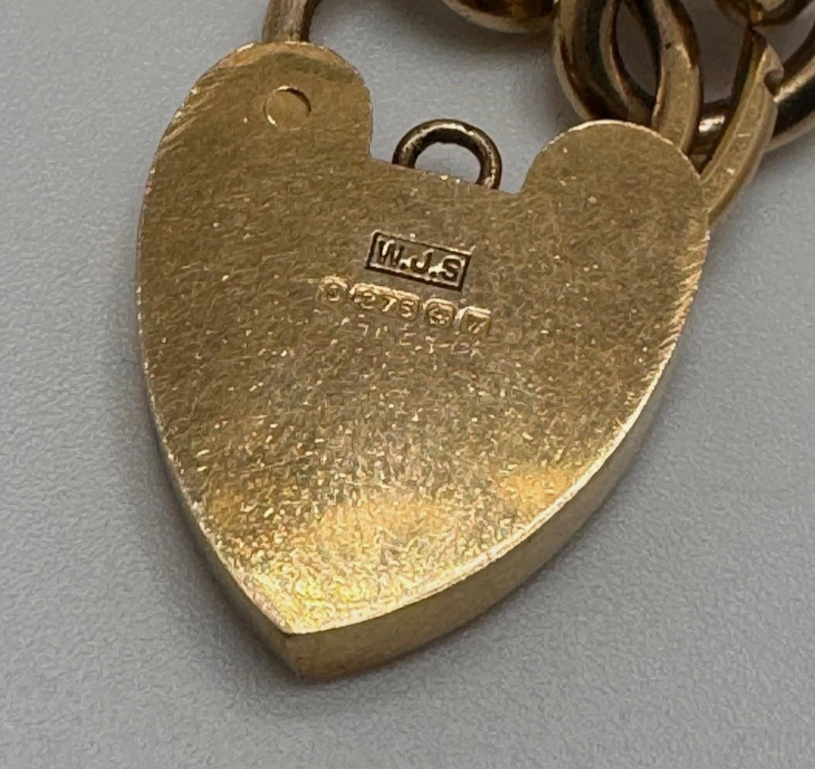 9ct Gold Solid Curb Link Braclet, 7in L, 10mm W, Hallmarked 56.3g