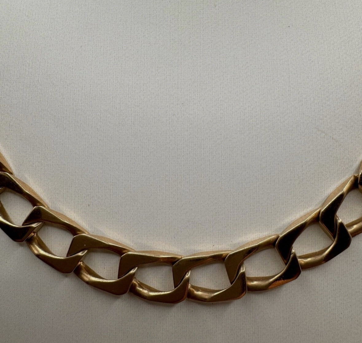 9ct Yellow Gold Men’s Curb Chain, 6mm Wide, 25in Length, Hallmarked 46.3g