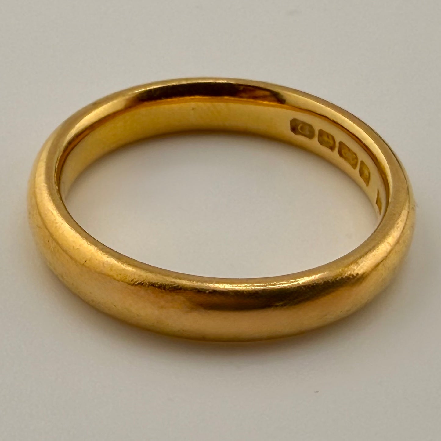 22ct Gold Wedding Band, Size O1/2, 3.7mm W, 6.45g Hallmarked