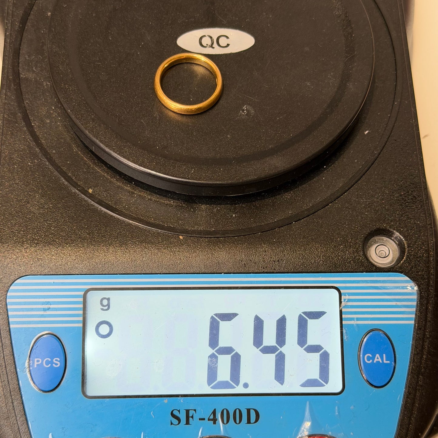 22ct Gold Wedding Band, Size O1/2, 3.7mm W, 6.45g Hallmarked