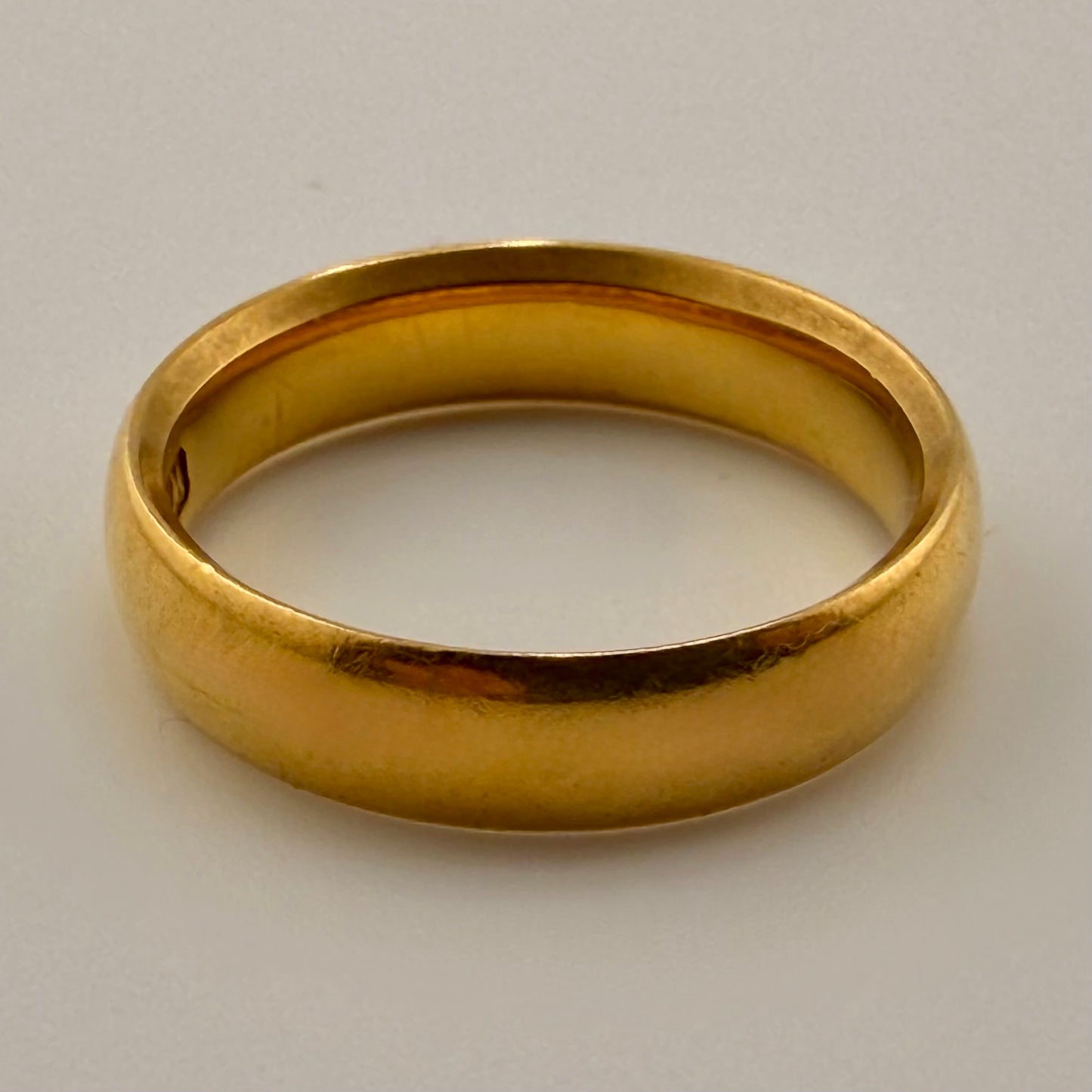 22ct Gold Wedding Band, Size N, 4.6mm W, 6.7g Hallmarked