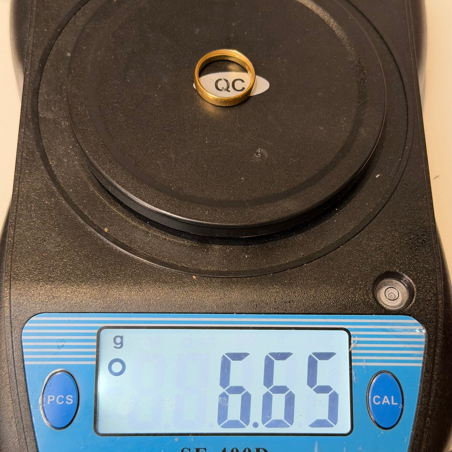 22ct Gold Wedding Band, Size N, 4.6mm W, 6.7g Hallmarked