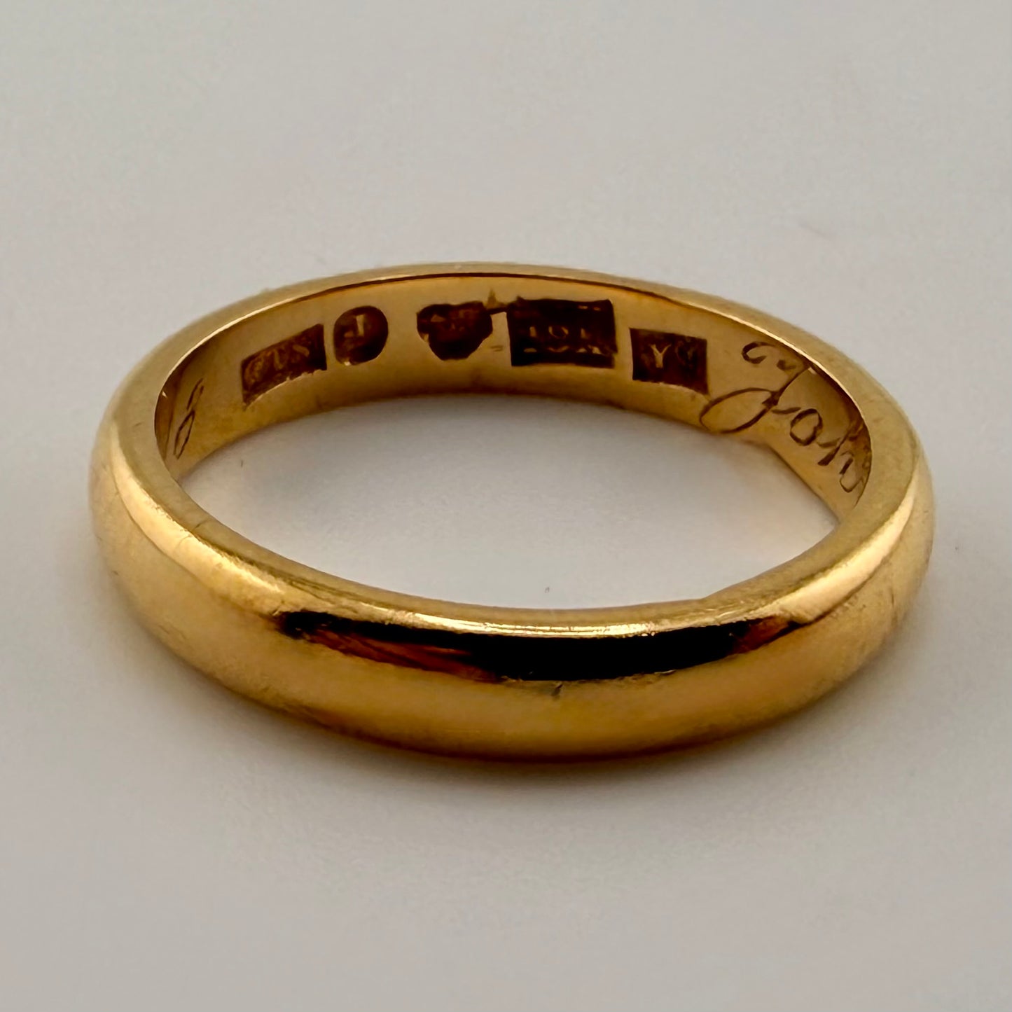 22ct Gold Wedding Band, Size O1/2, 3.7mm W, 5.2g Hallmarked