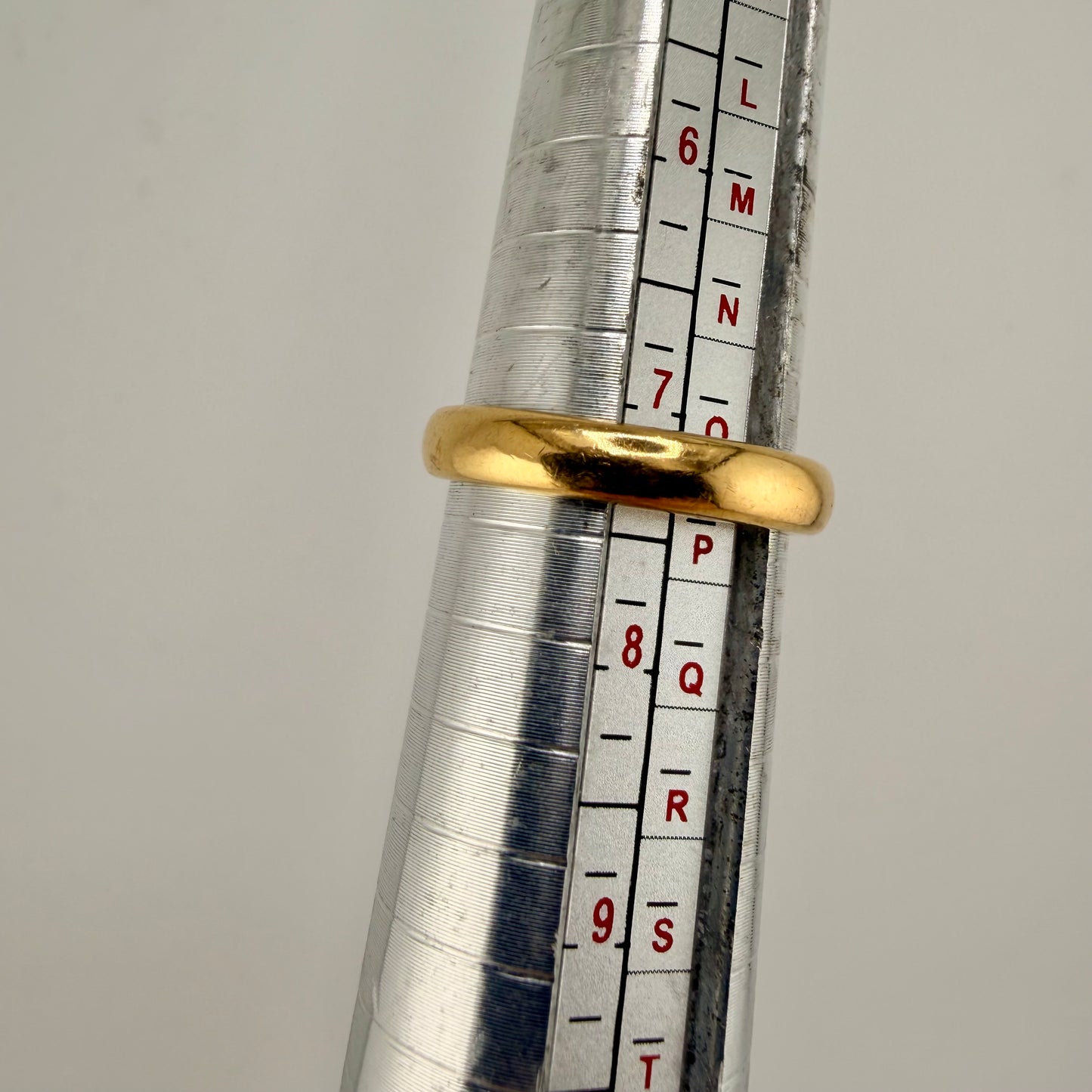 22ct Gold Wedding Band, Size O1/2, 3.7mm W, 5.2g Hallmarked