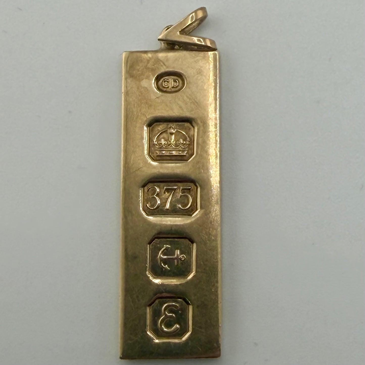 9ct Yellow Gold Ingot Pendant, Full UK Hallmarks 11.1g