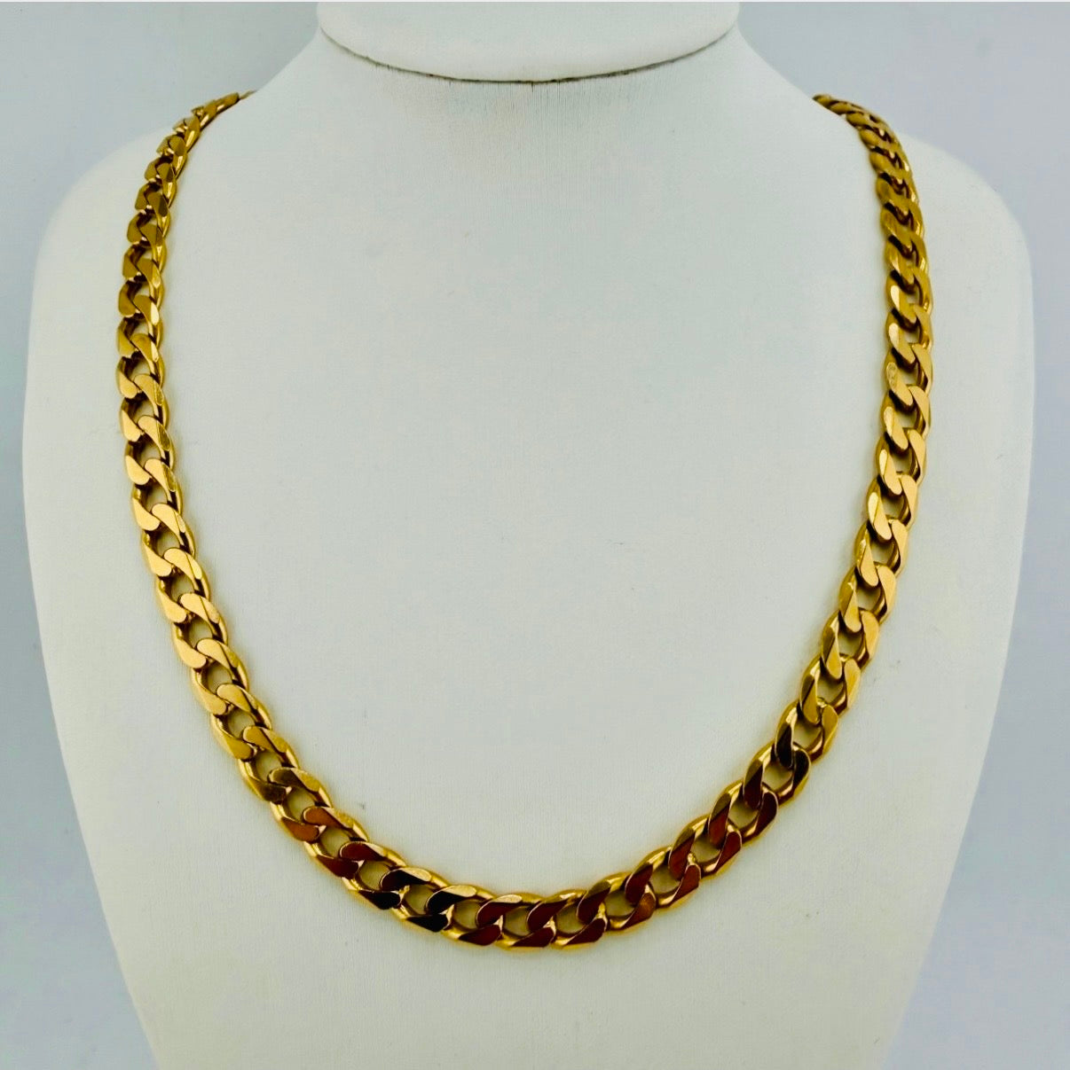 9ct Gold Solid Curb Necklace, 7mm W, 22in L, 45.4g Stamped 375
