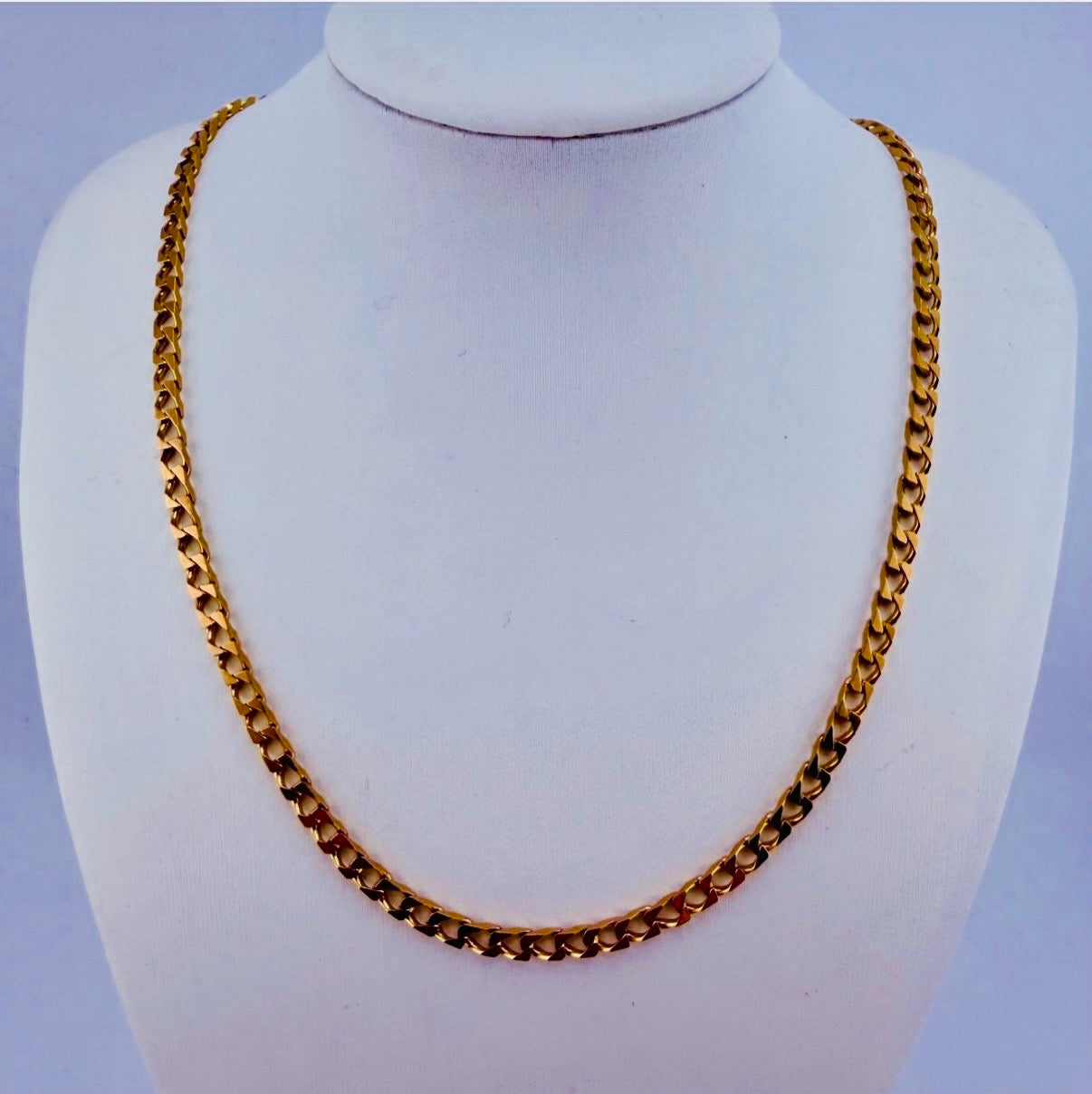 9ct Gold Curb Chain, 3.2mm W, 19in L, Hallmarked 12.2g