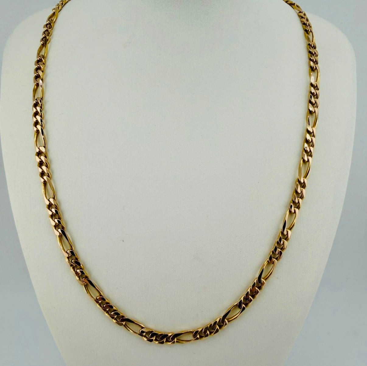 9ct Gold Figaro Chain, 4.1mm W, 18in L, Hallmarked 16.8g