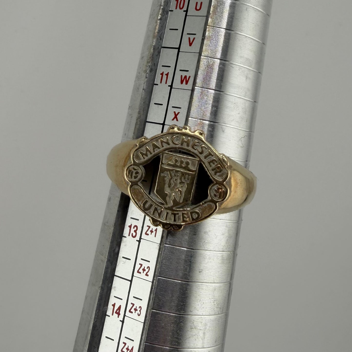 9ct Gold Man Utd Signet Ring, Size Z, Hallmarked, 5.44g
