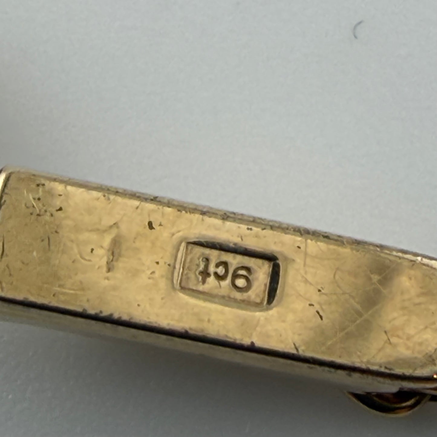 9ct Yellow Gold Ladies/Girl Herringbone Link Choker Necklace, 4mm W, 14.5in L, 14.8g Stamped 9ct