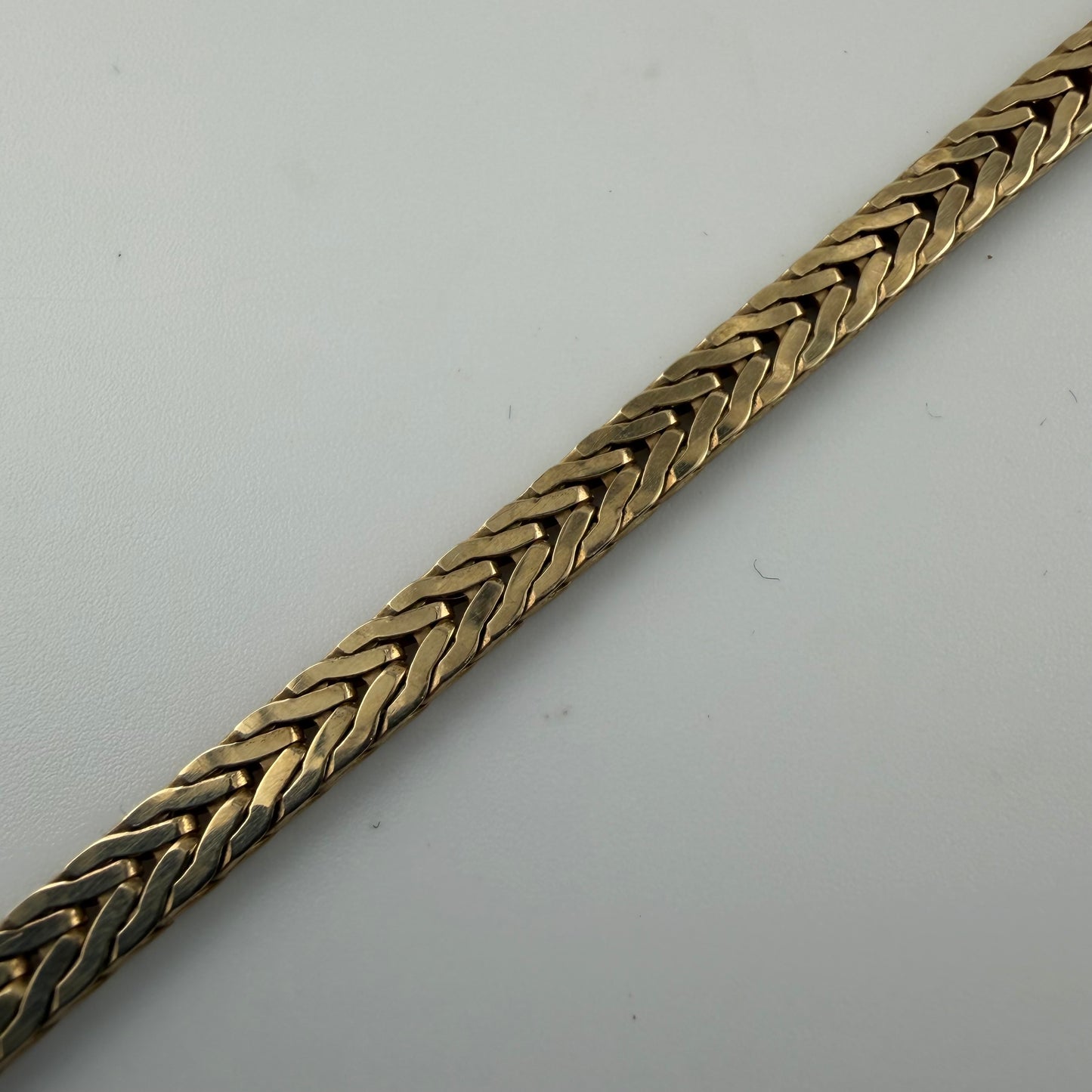 9ct Yellow Gold Ladies/Girl Herringbone Link Choker Necklace, 4mm W, 14.5in L, 14.8g Stamped 9ct