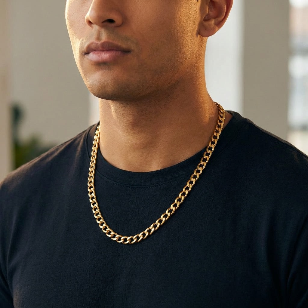 9ct Gold Curb Chain, 3.6mm W, 19in L, Hallmarked 5.9g