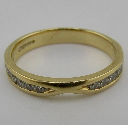 18ct Gold Diamond Set Band 0.2ct Approx, Size M1/2, Hallmarked 3.1g