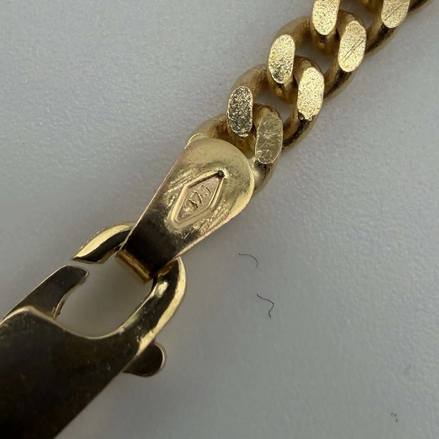 9ct Gold Curb Chain, 18in L, 3.5mm W, Italian Assay Marks, 14.3g