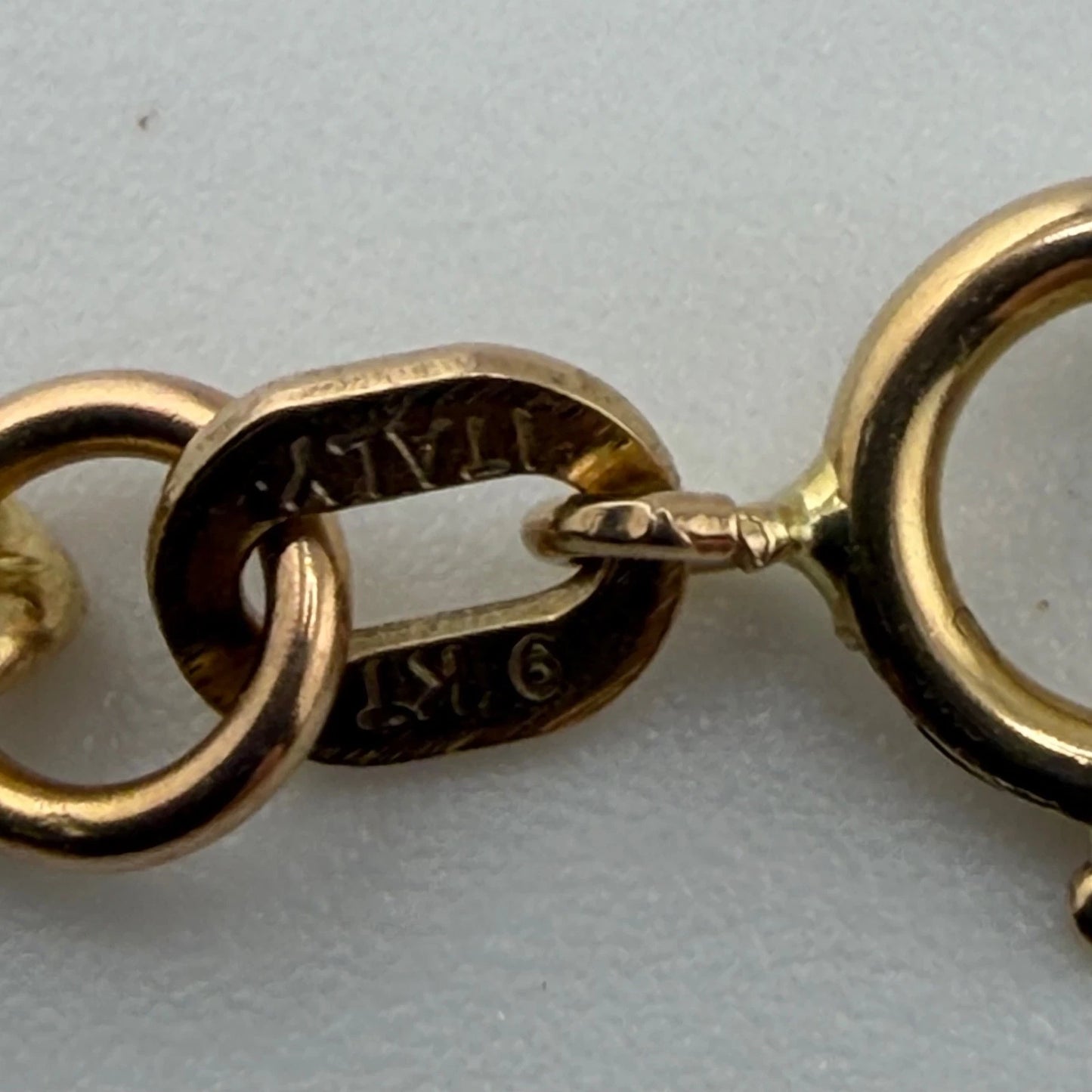 9ct Gold Curb Chain, 24in L, 4.1mm W, Hallmarked 8.9g,