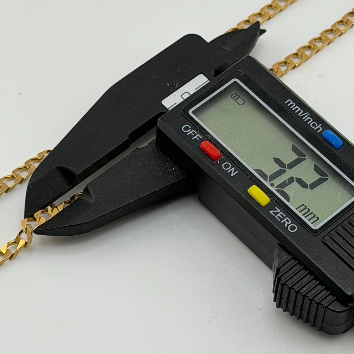 9ct Gold Curb Chain, 3.2mm W, 19in L, Hallmarked 12.2g