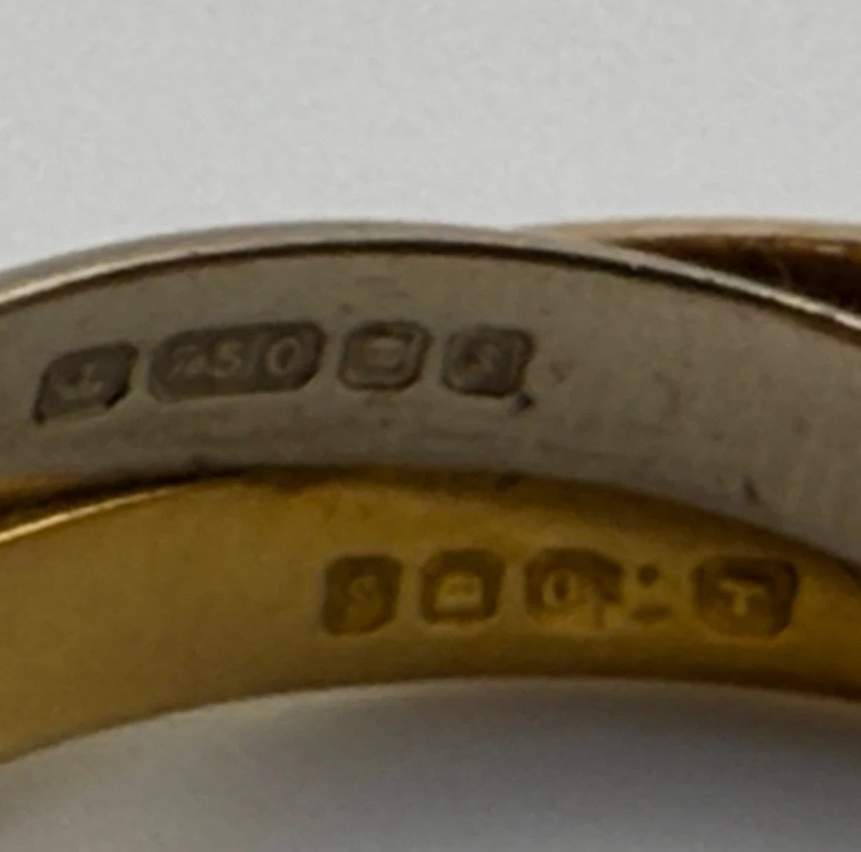 18ct Gold Diamond Trinity Ring, Size Q1/2 Hallmarked, 7.9g