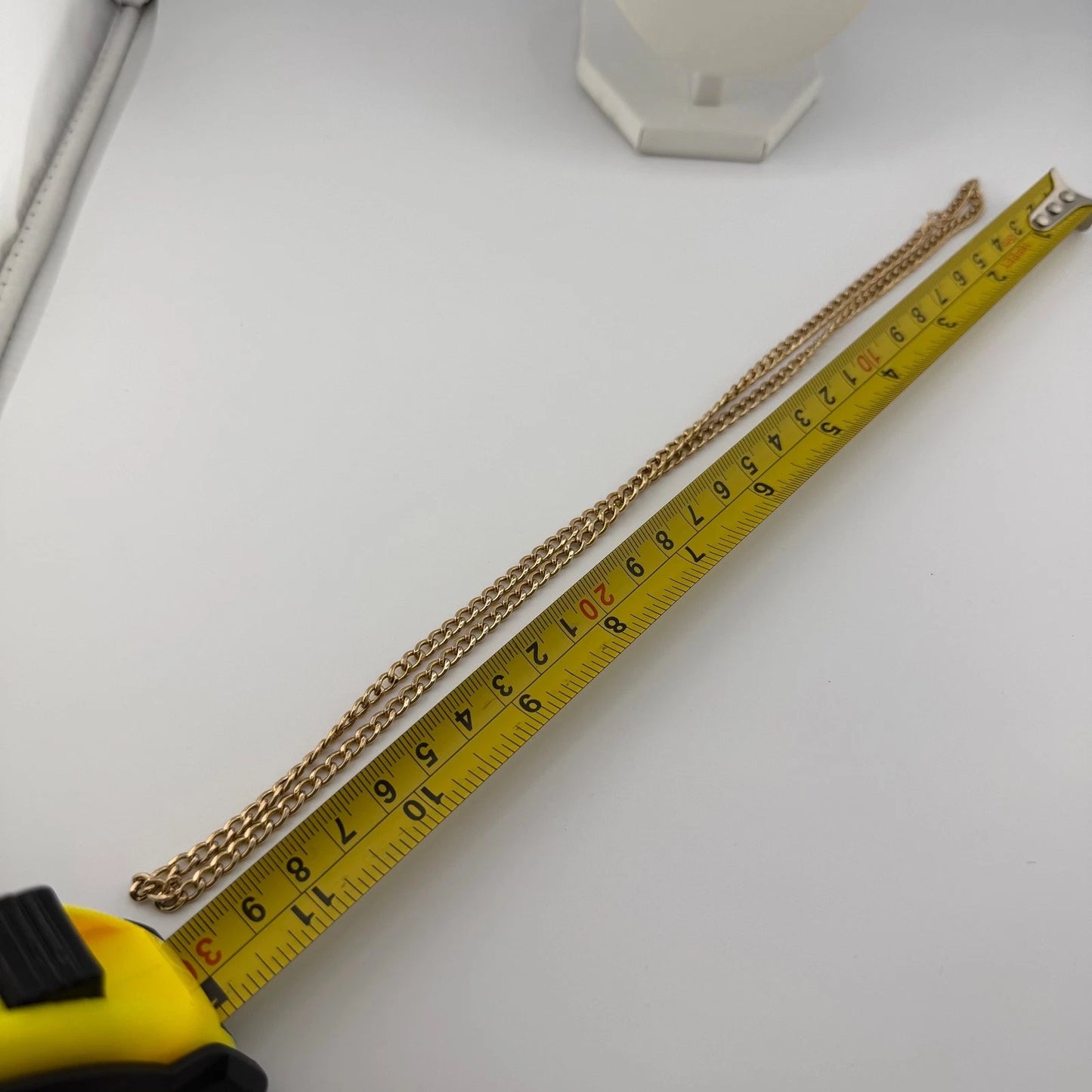 9ct Gold Curb Chain, 24in L, 4.1mm W, Hallmarked 8.9g,