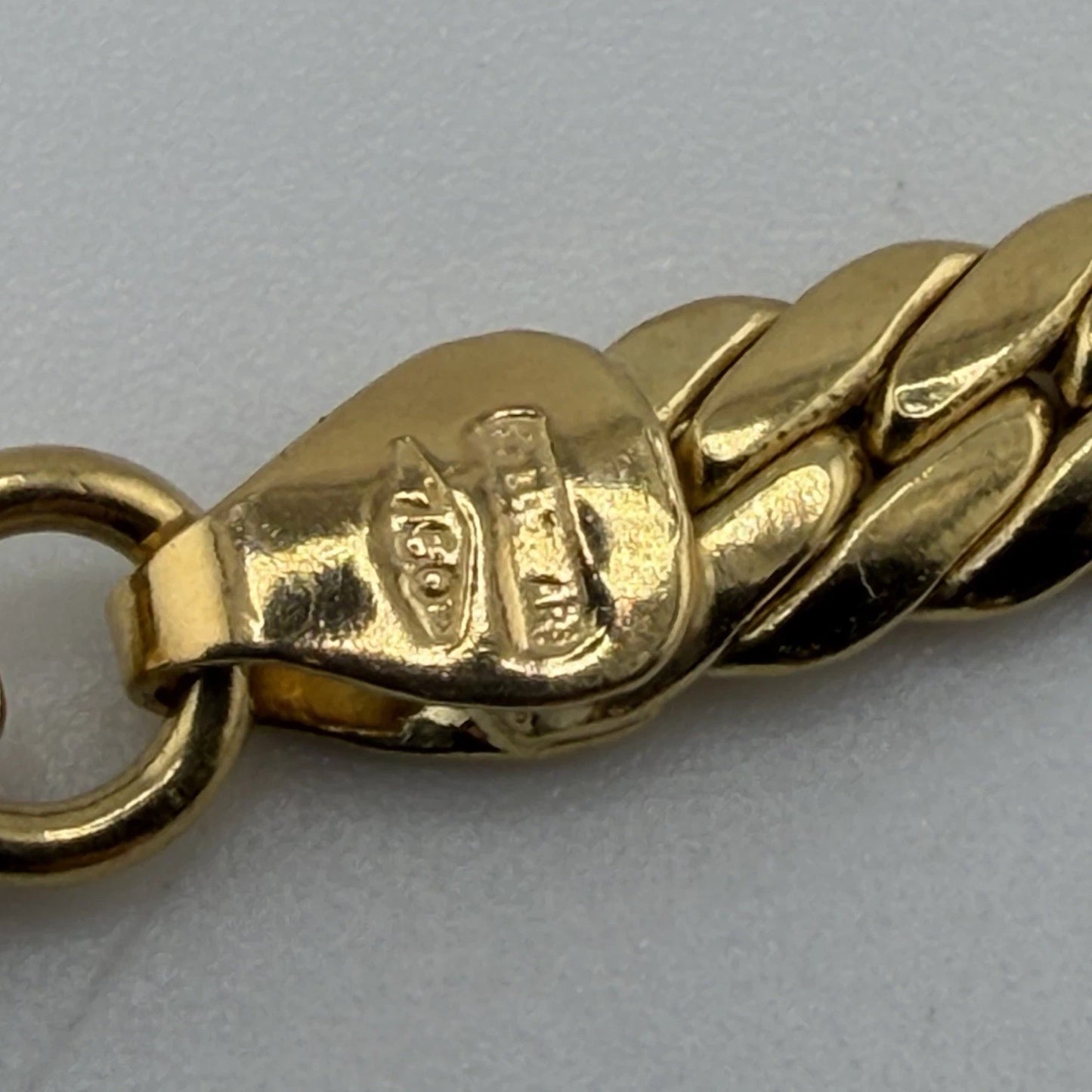 18ct Gold Cuban Link Chain, 17.5in Length, 4.5mm Not Scrap W, 14.85g.