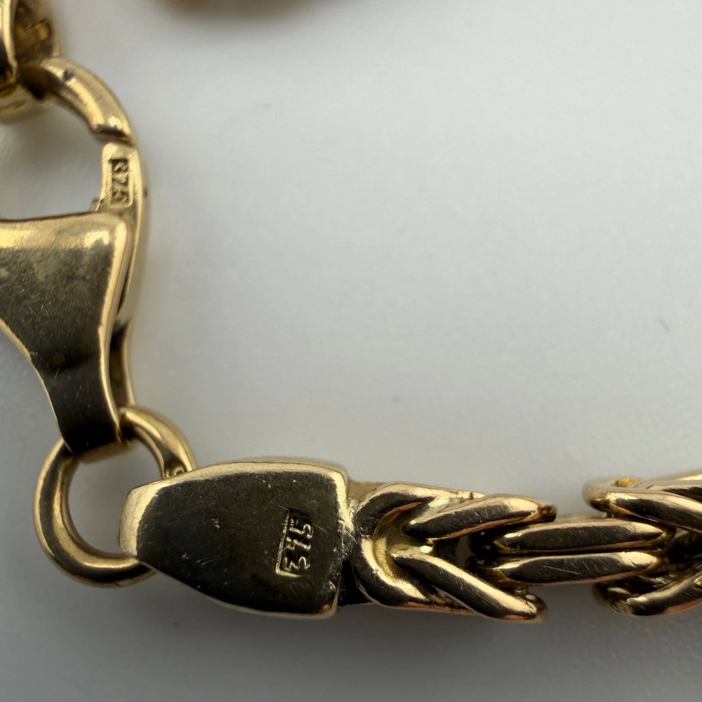 9ct Gold Byzantine Link Bracelet, 8.5in L, 3.4mm W, 13.7g Hallmarked