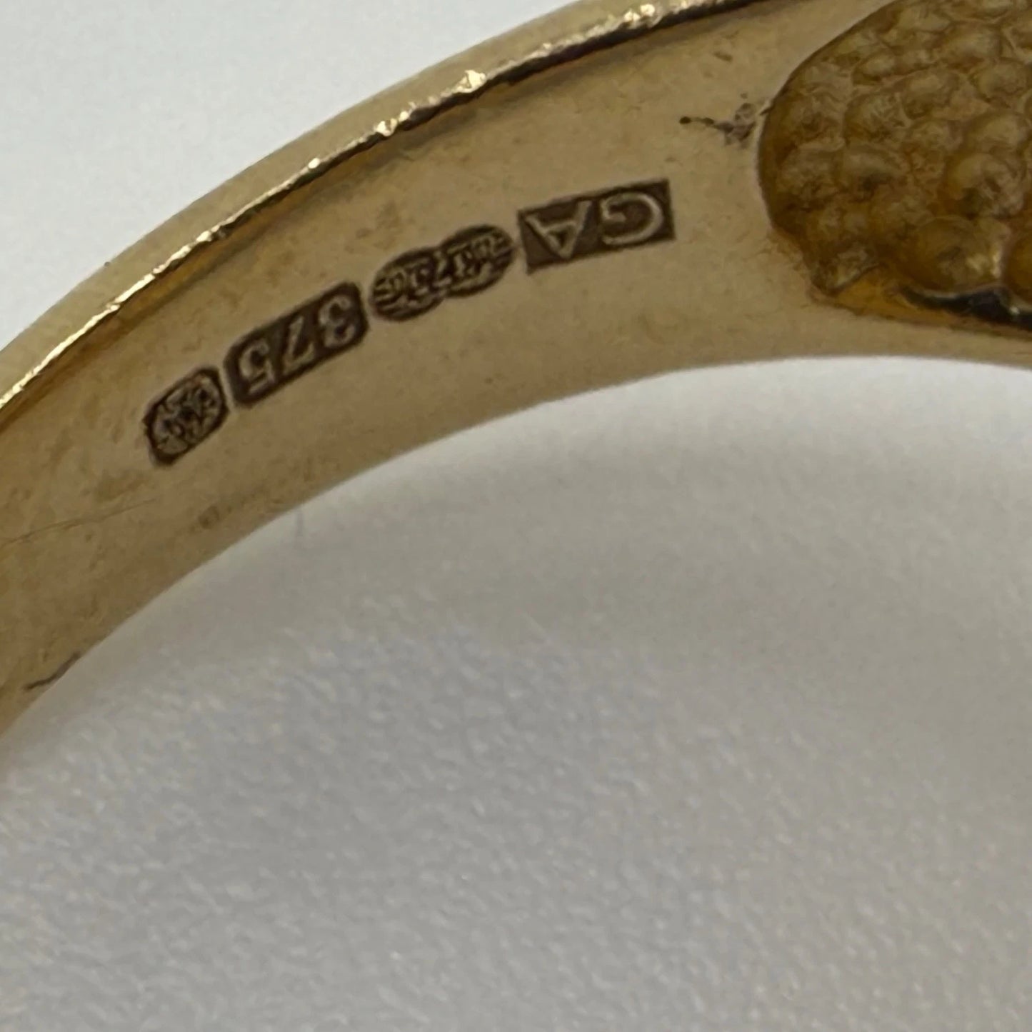 9ct Gold and Diamond Lion Head Gents Ring Size S, Hallmarked 8.35g