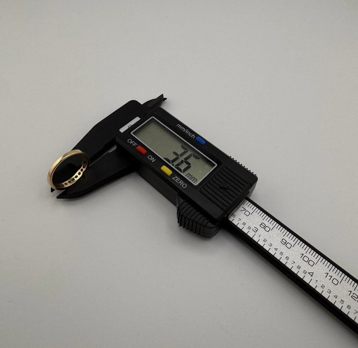 14ct Gold and Diamond 1/2 Eternity Ring, 0.3ct, Size M1/2, Hallmarked 2.5g