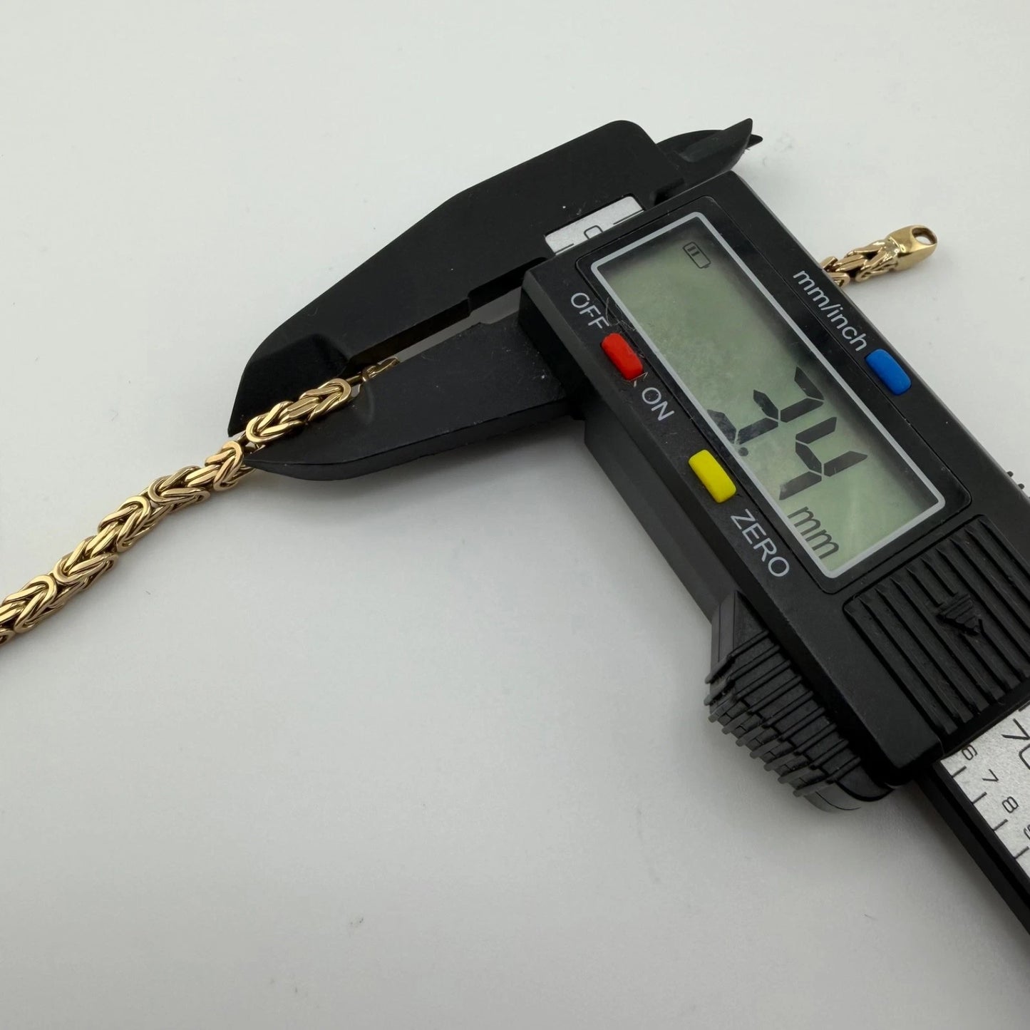 9ct Gold Byzantine Link Bracelet, 8.5in L, 3.4mm W, 13.7g Hallmarked